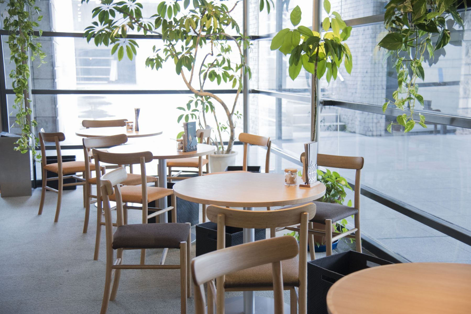 ラウンジ サザコーヒー水戸芸術館店 施設紹介 水戸芸術館